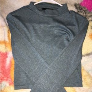 Long sleeve crop top ( mock neck )